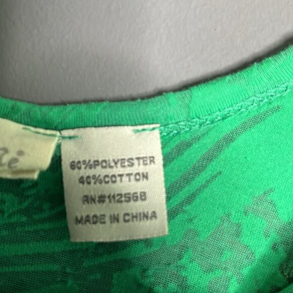 Miss Me Green Dolman Sleeve Top With Embellishments Across Front Size Small - Picture 5 of 7